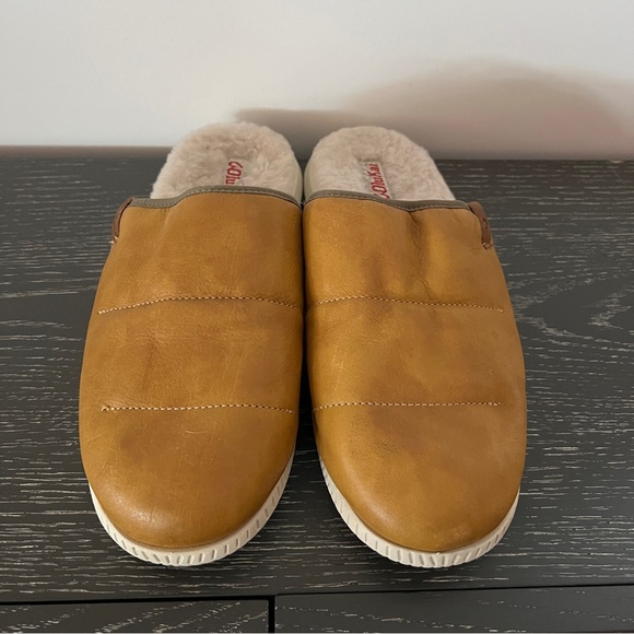 Men’s Size US 10 Olukai mules/slip on shoes Tan Leather *Used* - Picture 4 of 6